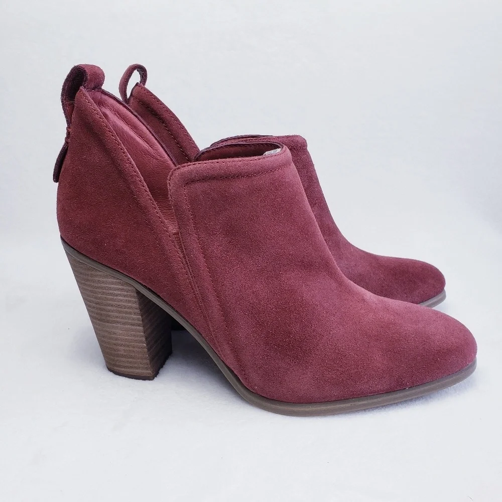 Vince Camuto Francia Sedona Suede Booties sz 11